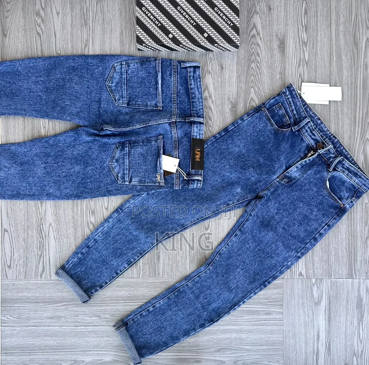 Denim Face Jeans