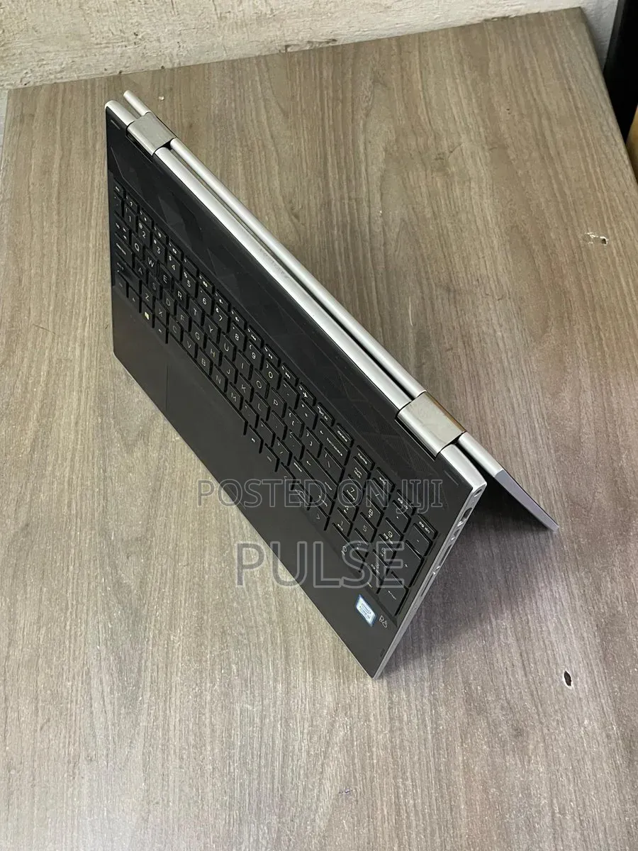 Laptop HP Pavilion 15 8GB Intel Core i5 SSD 256GB