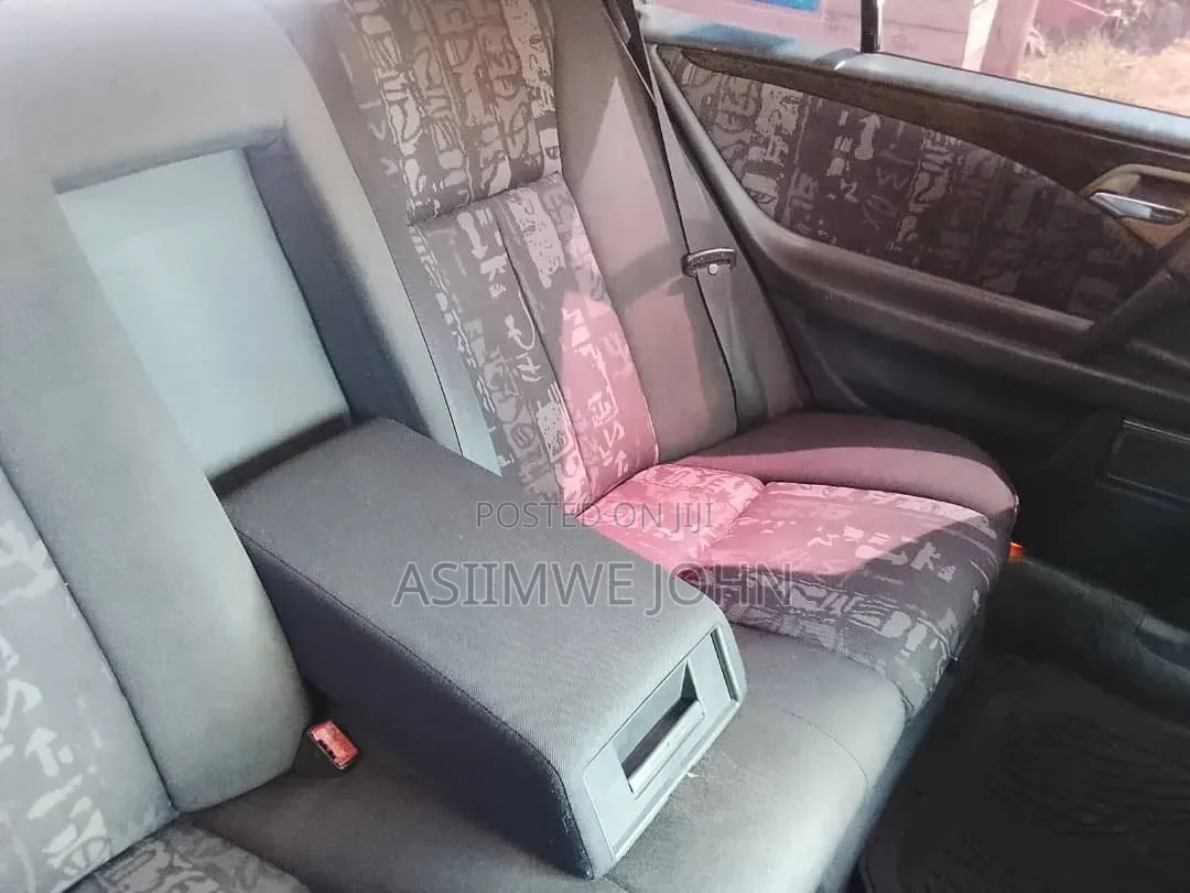 Mercedes-Benz E200 2000 Silver
