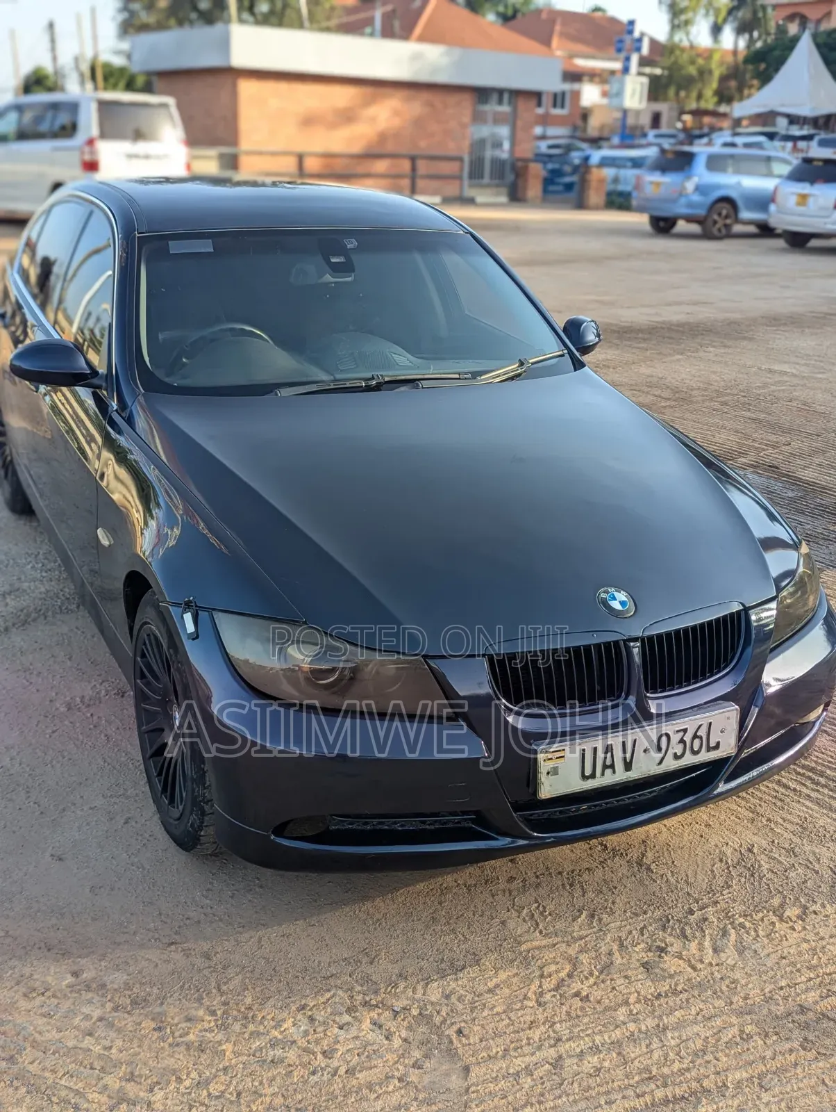 BMW 320i 2010 Blue
