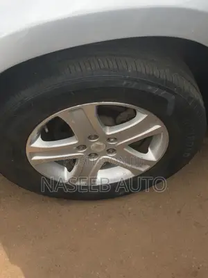 Suzuki Escudo 2009 Silver