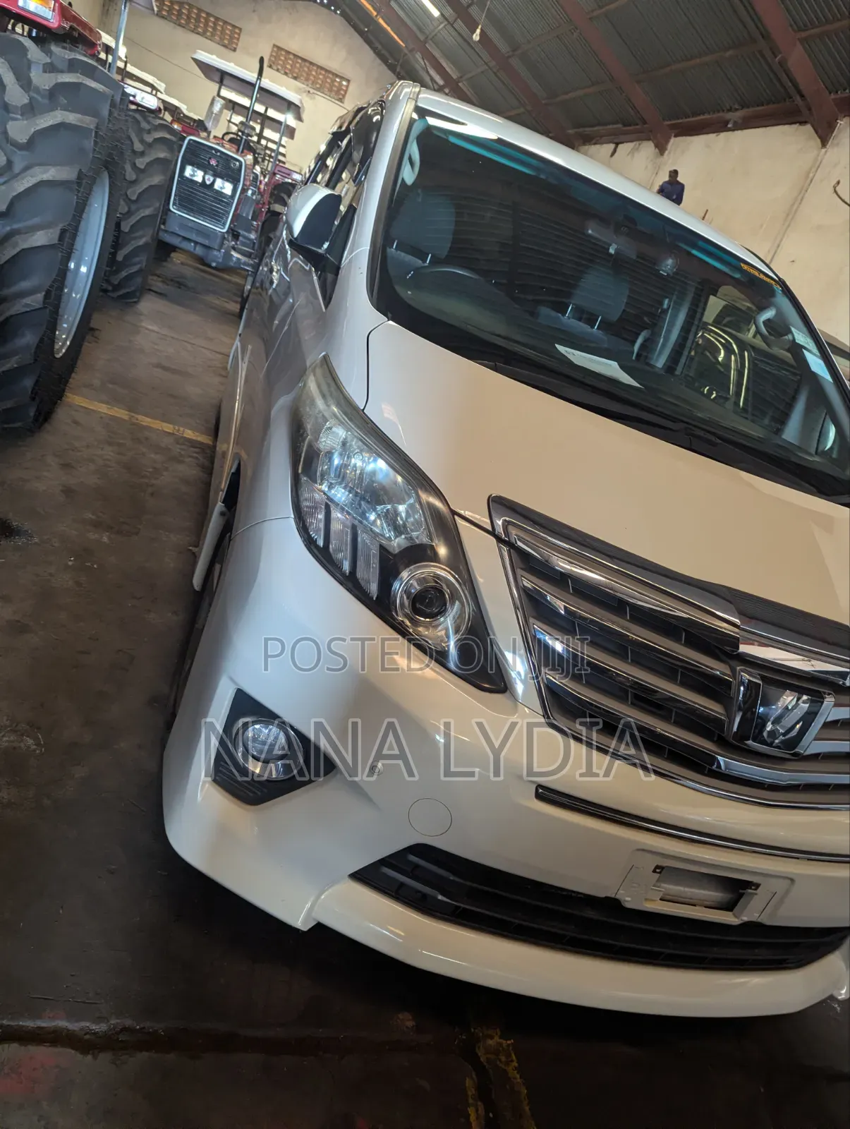 Toyota Alphard 2013 White