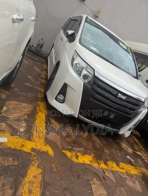 Toyota Noah 2015 White