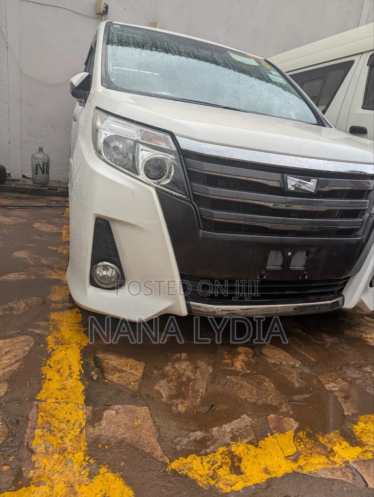 Toyota Noah 2015 White