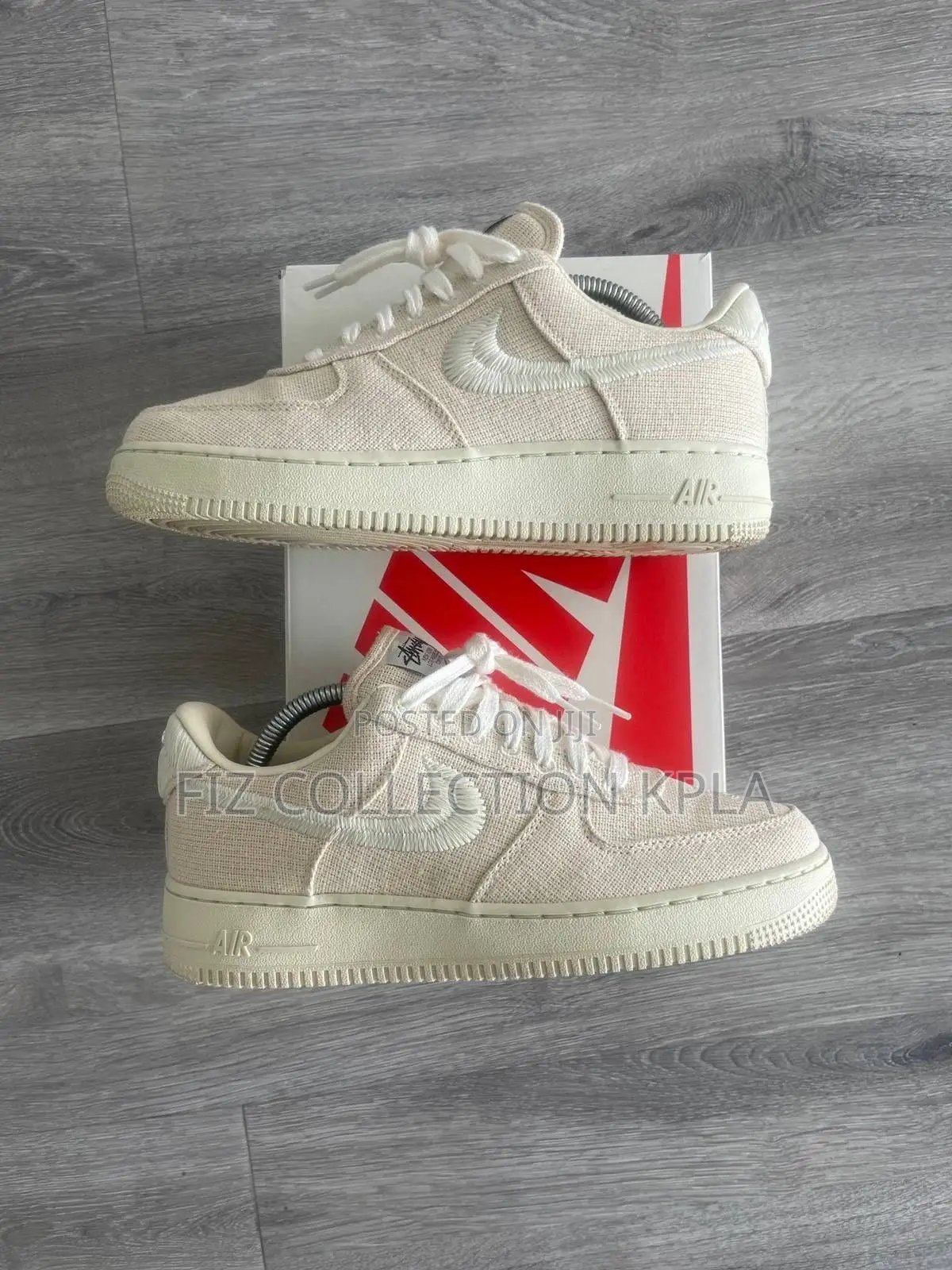 Nike Air Force 1 Low X Stüssy "Fossil Stone".