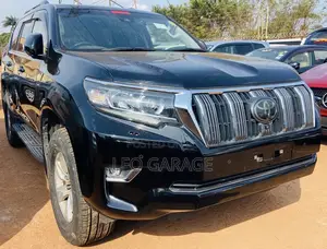 Toyota Land Cruiser Prado 2017 Black