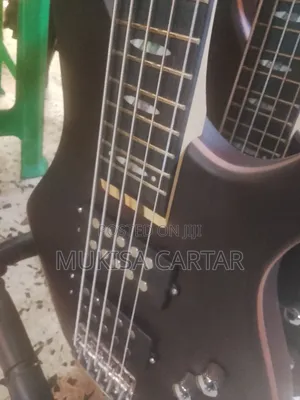 Ibanez Bass Active