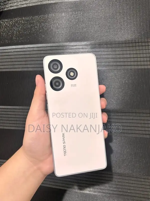 New Tecno Spark 20 Pro 256 GB White