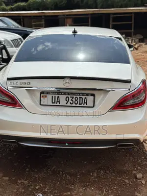 Mercedes-Benz CLS 2012 Pearl