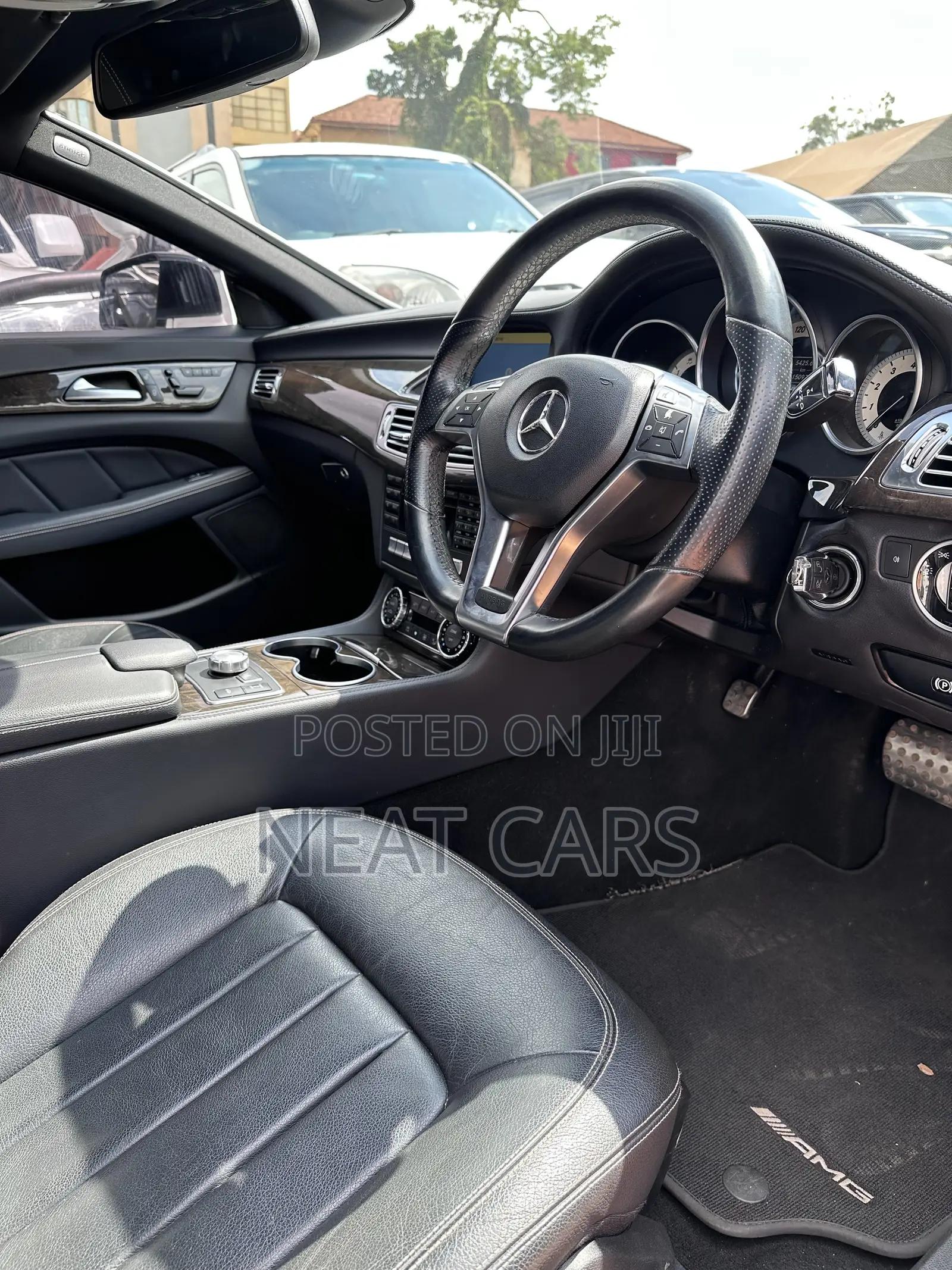 Mercedes-Benz CLS 2012 Pearl