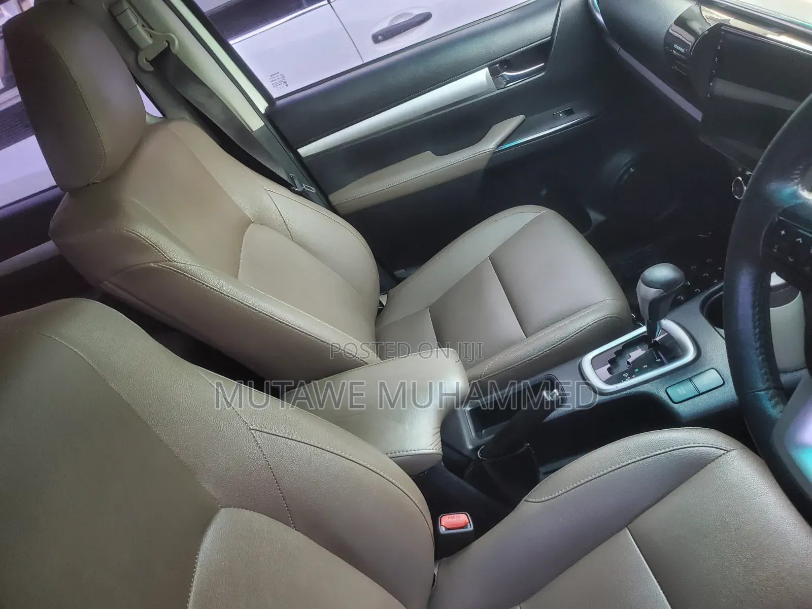Toyota Hilux 2015 White
