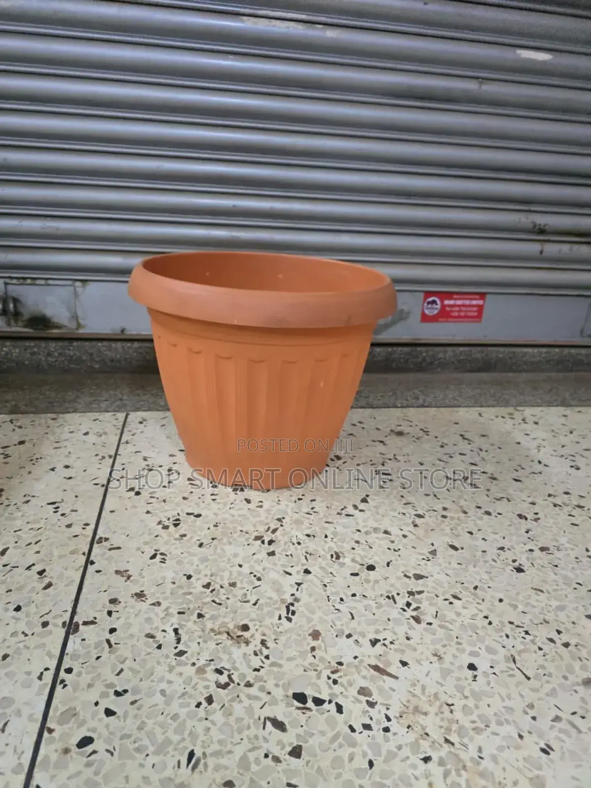 Rounded Garden Plastic Flower Pots