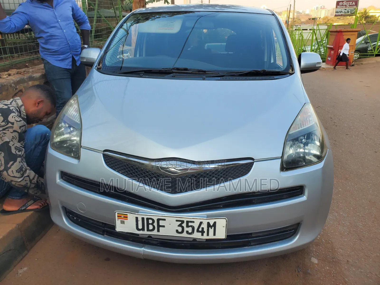 Toyota Ractis 2008 Silver