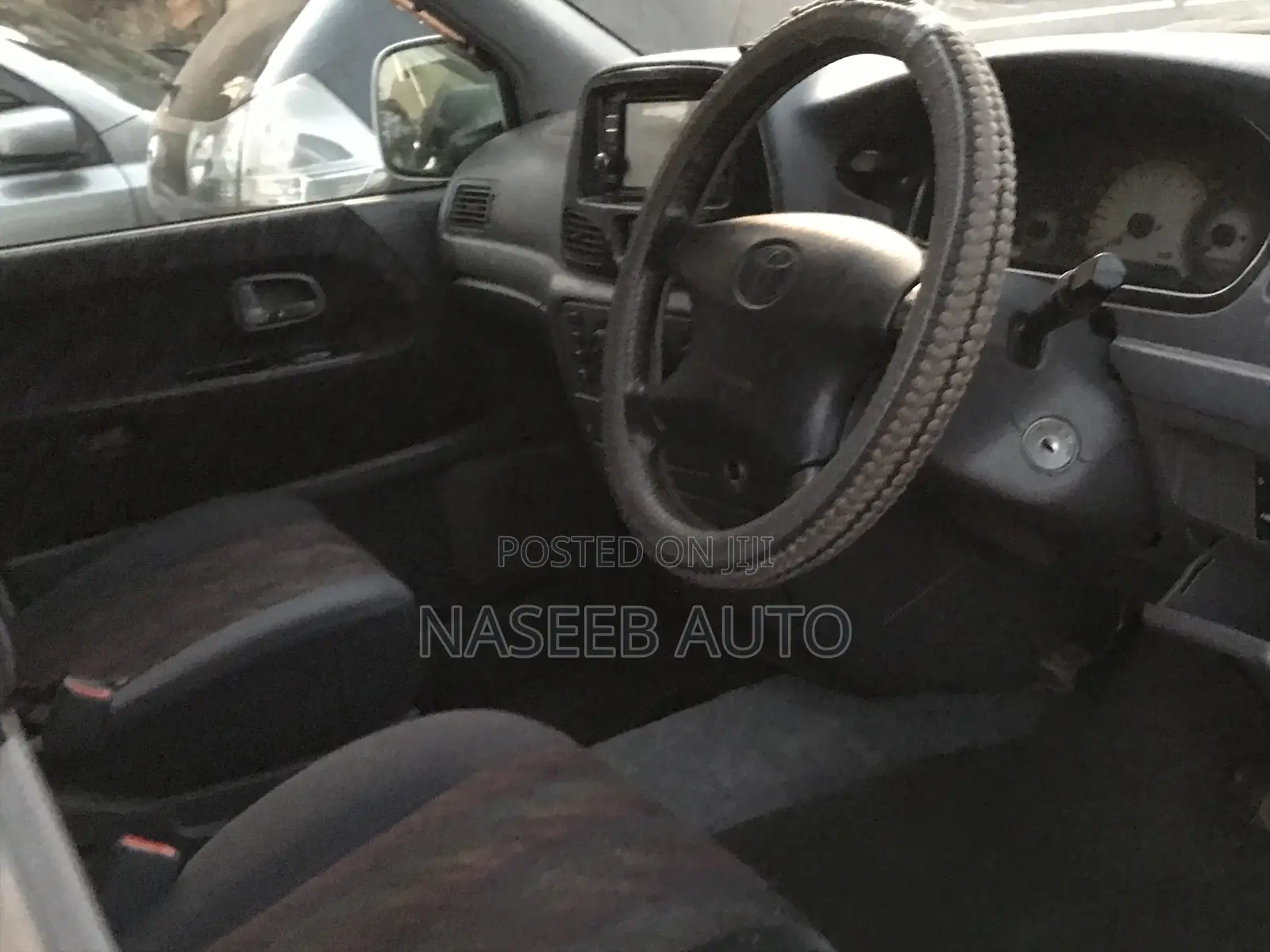 Toyota TownAce Noah 2000 Silver