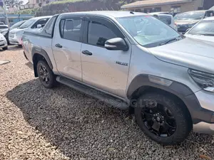 Toyota Hilux Revo Smart Cab Deisel 2.8 AWD 2018 Gray