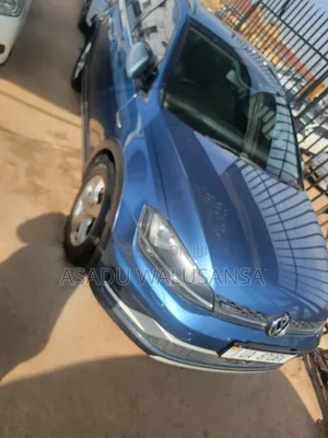 Volkswagen Golf 2018 Blue