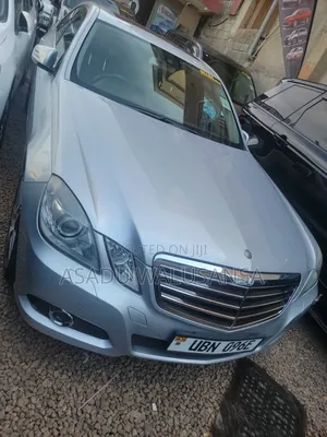 Mercedes-Benz E300 2013 Silver