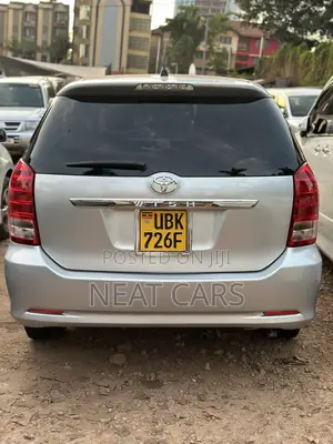 Toyota Wish 2007 Silver