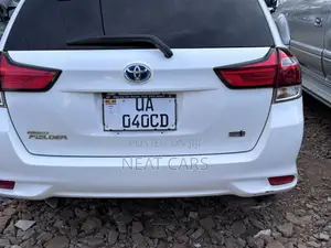 Toyota Corolla Fielder 2017 White