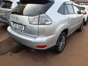 Toyota Harrier 2010 Silver