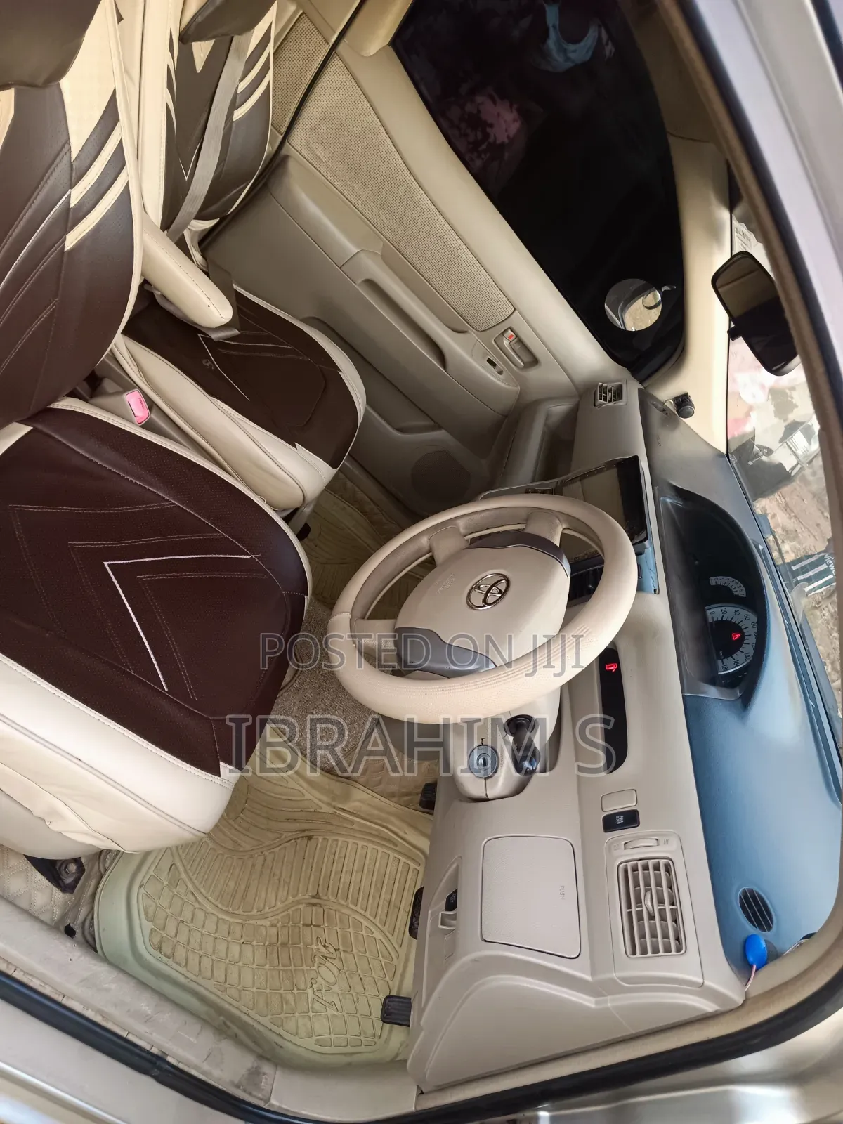 Toyota Raum 2006 Silver