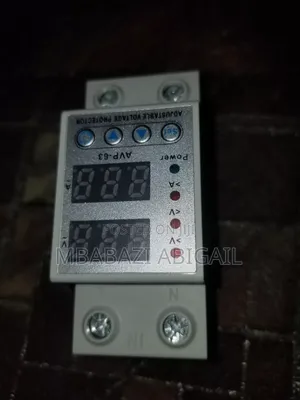 Digital Adjustable Voltage Protector