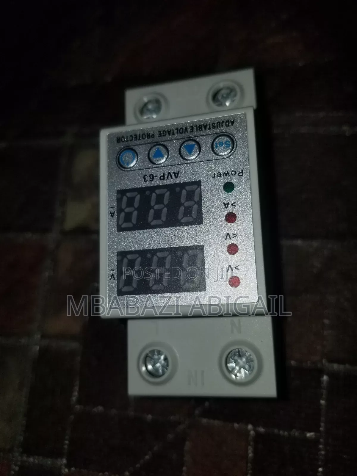 Digital Adjustable Voltage Protector