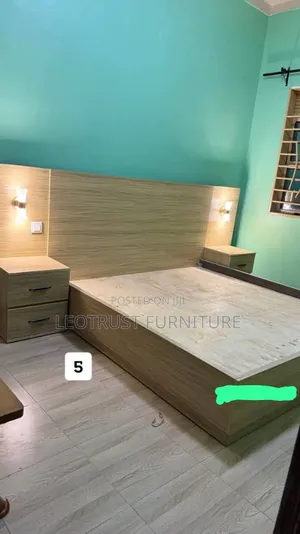Plain Wooden With Beautiful Lights 6by6