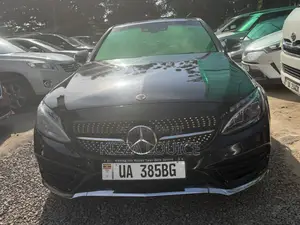 Mercedes-Benz C200 2016 Black