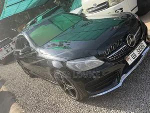 Mercedes-Benz C200 2016 Black