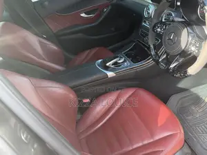 Mercedes-Benz C200 2016 Black