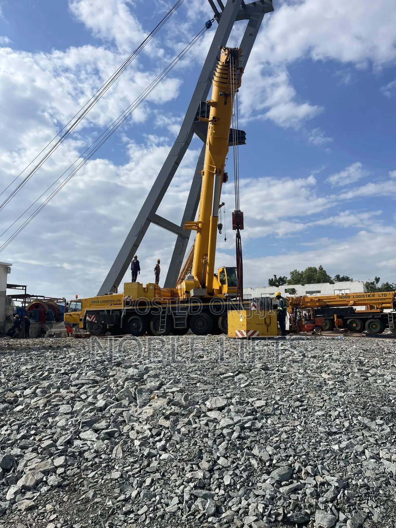 200t Crane for Hire