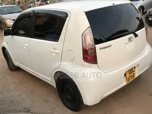 Toyota Passo 2008 White