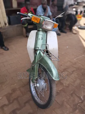 Honda 1990 Green