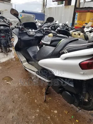 Yamaha Majesty 2014 White