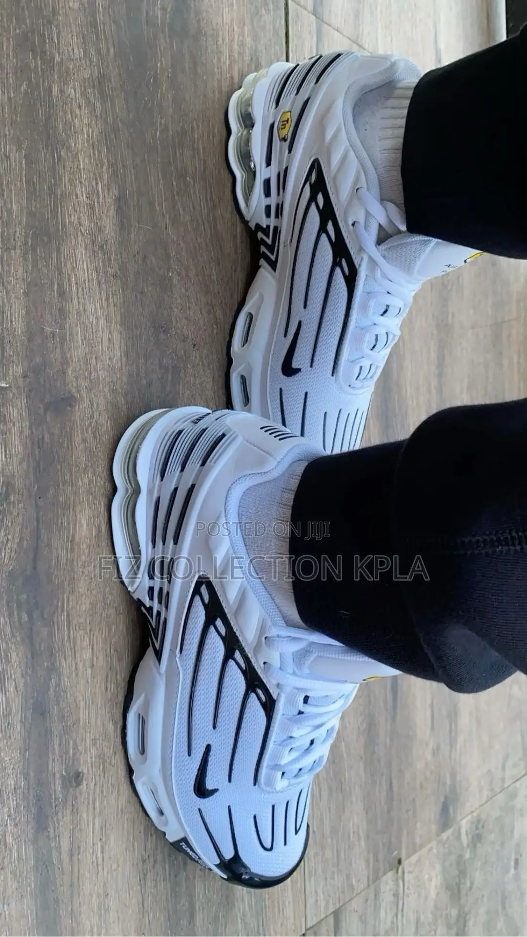 Nike Tn Air Max Plus 3).