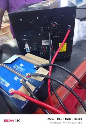 Hybrid Inverter Charger Lento 2500va/24volts