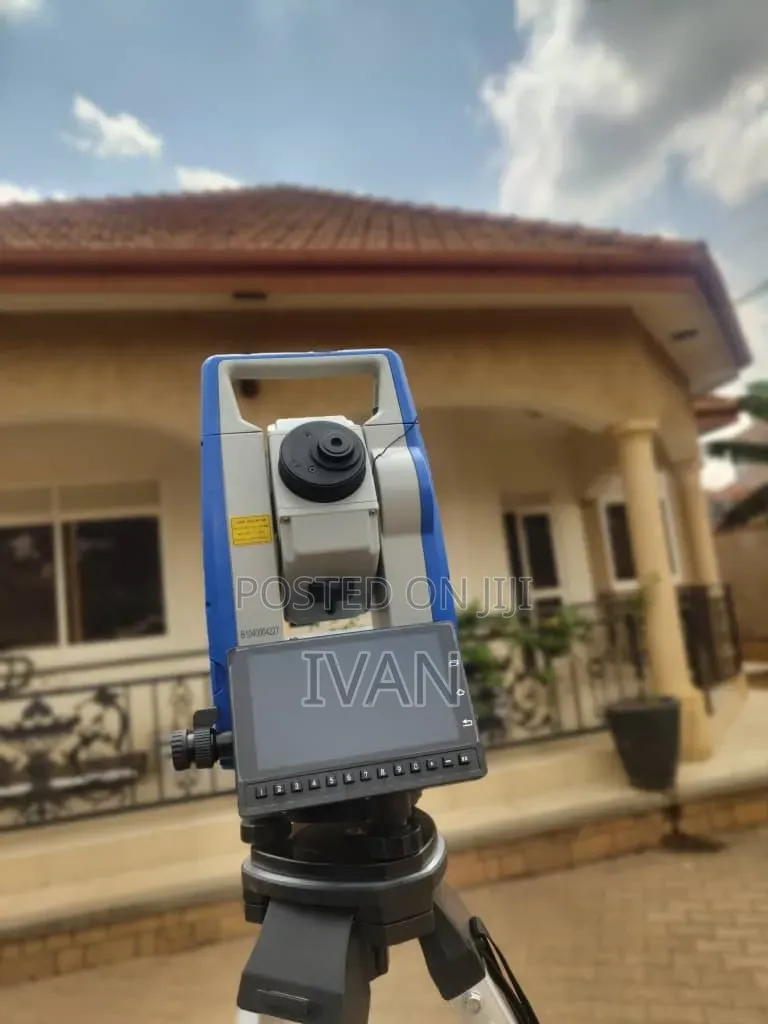 R40 Is a Mechanical Total Station