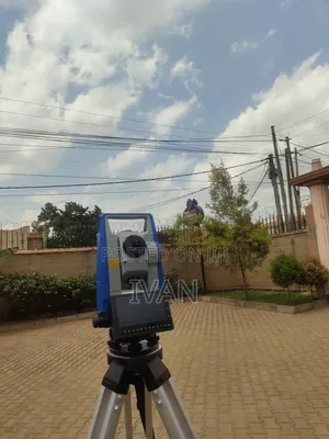 R40 Is a Mechanical Total Station