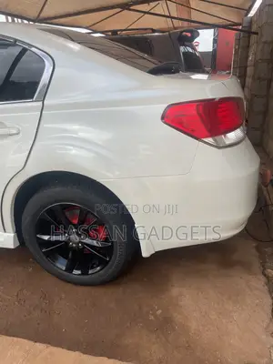 Subaru Legacy 2014 White
