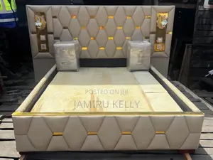 Trinity Bed