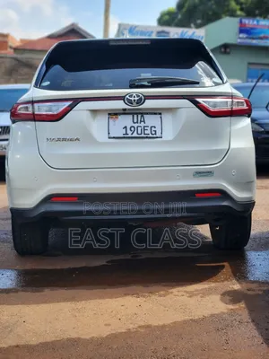 Toyota Harrier 2.0 2019 White