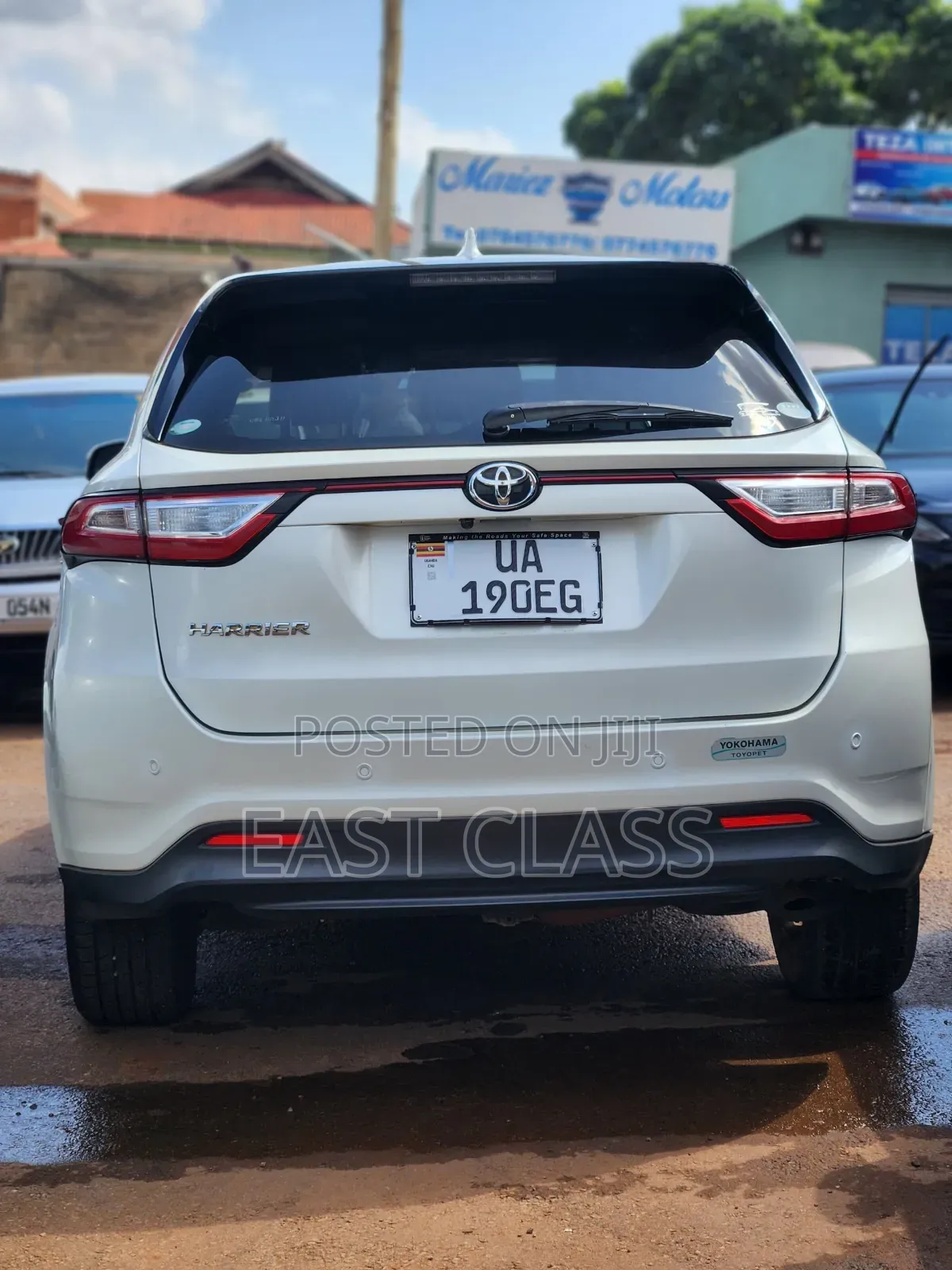 Toyota Harrier 2.0 2019 White