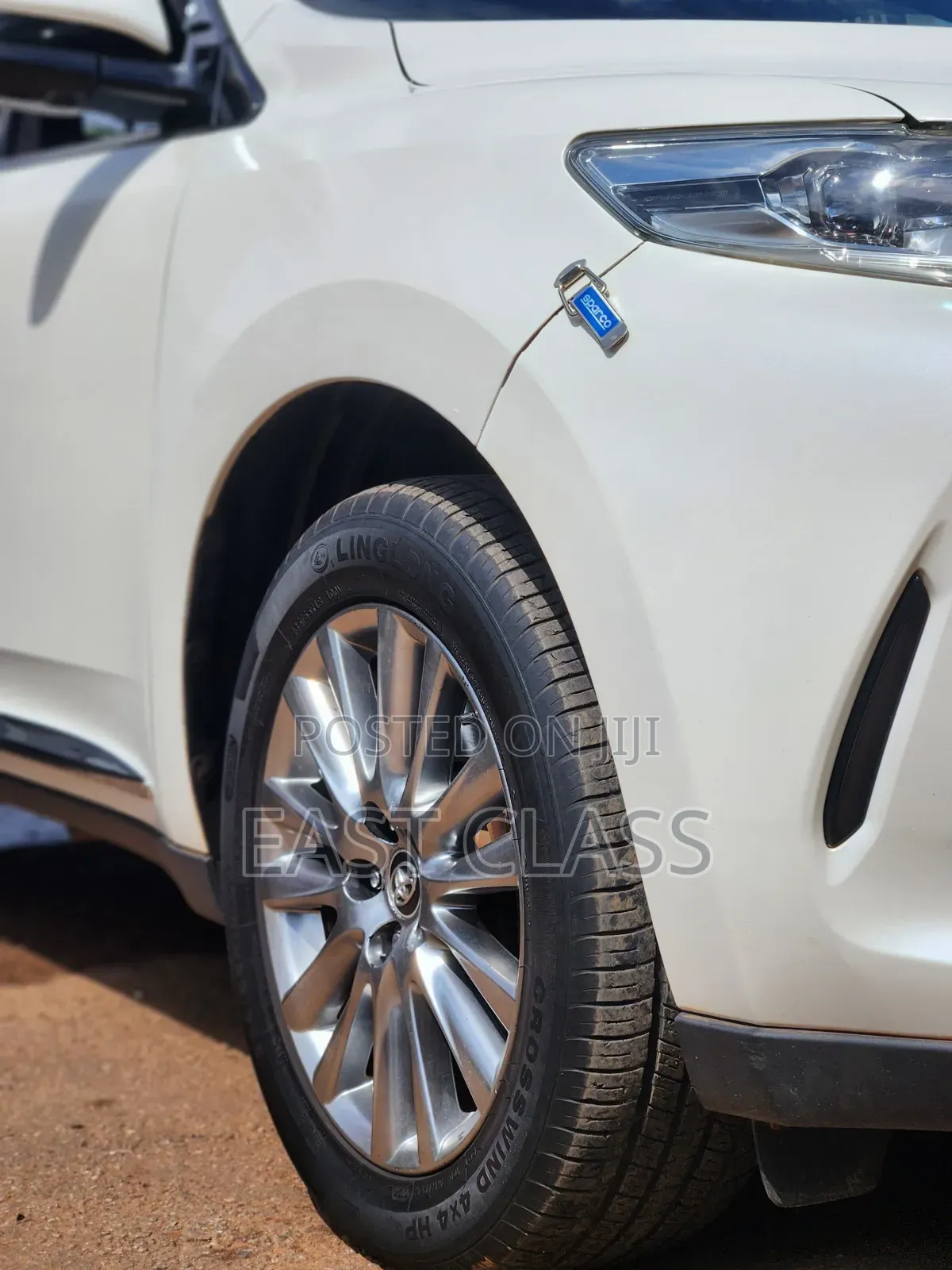 Toyota Harrier 2.0 2019 White
