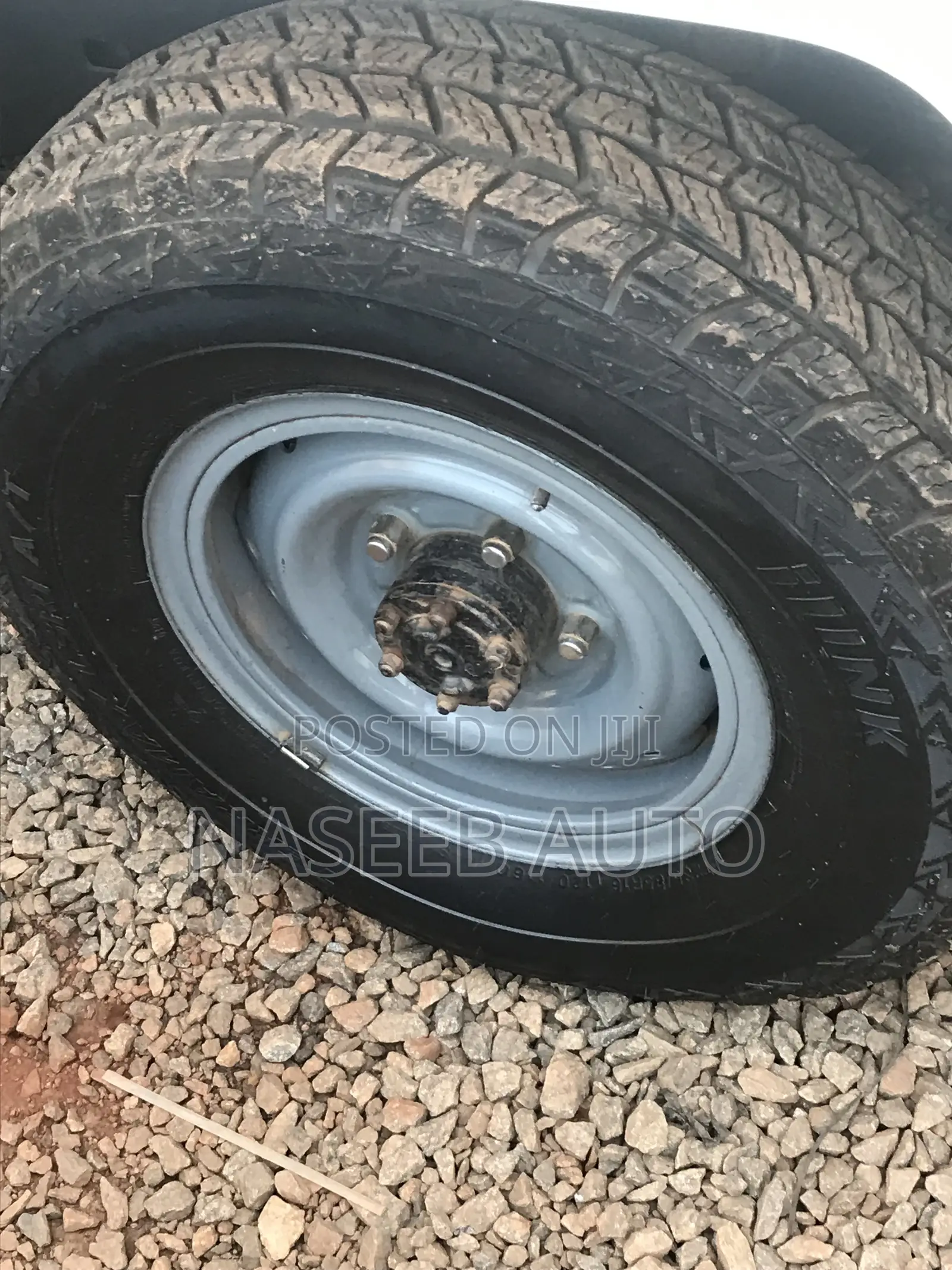 Toyota Land Cruiser Prado 2000 White