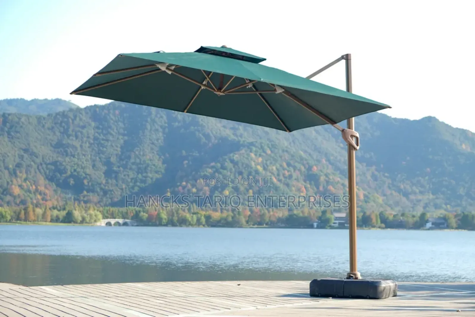 Premium Cantilever Patio Umbrella