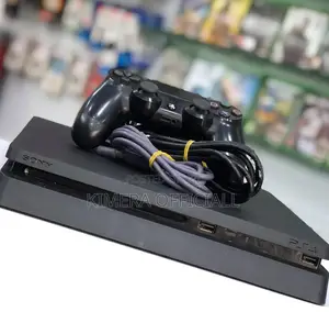 Ps 4 Slim With 2 Pads