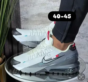 Nike Air Max Pulse Roam Sneakers