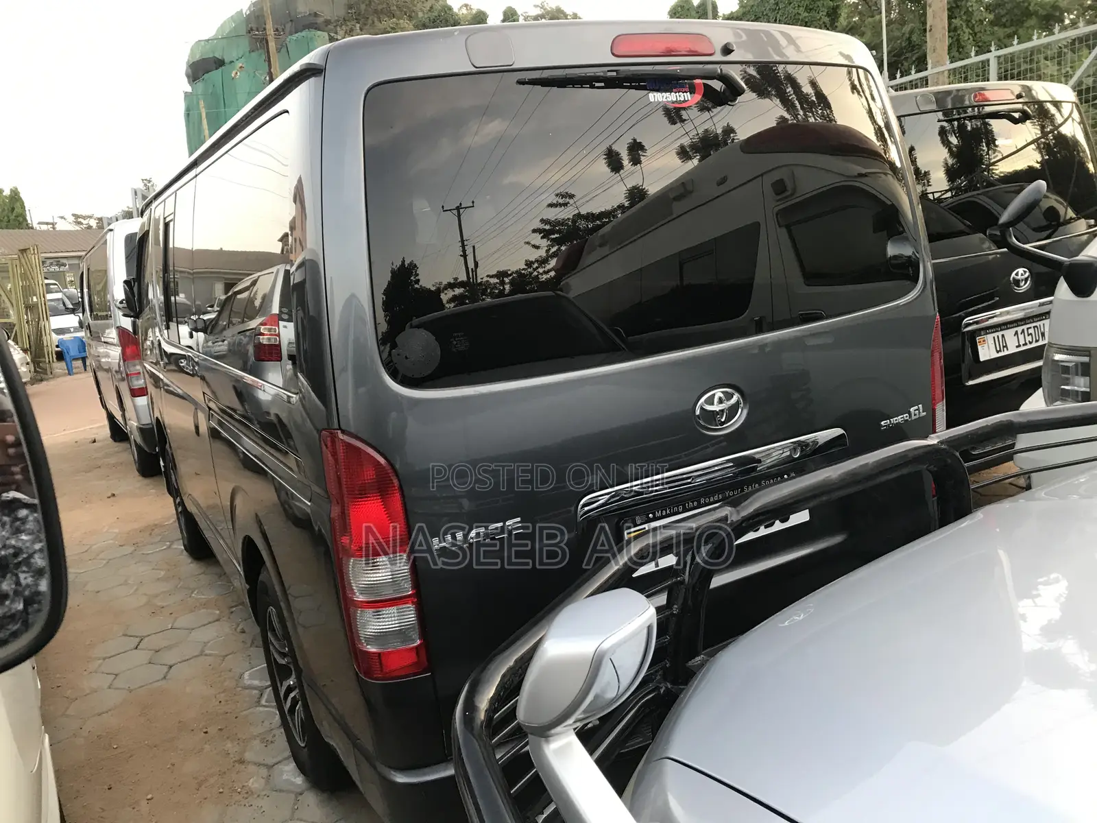 Toyota HiAce 2010 Grey