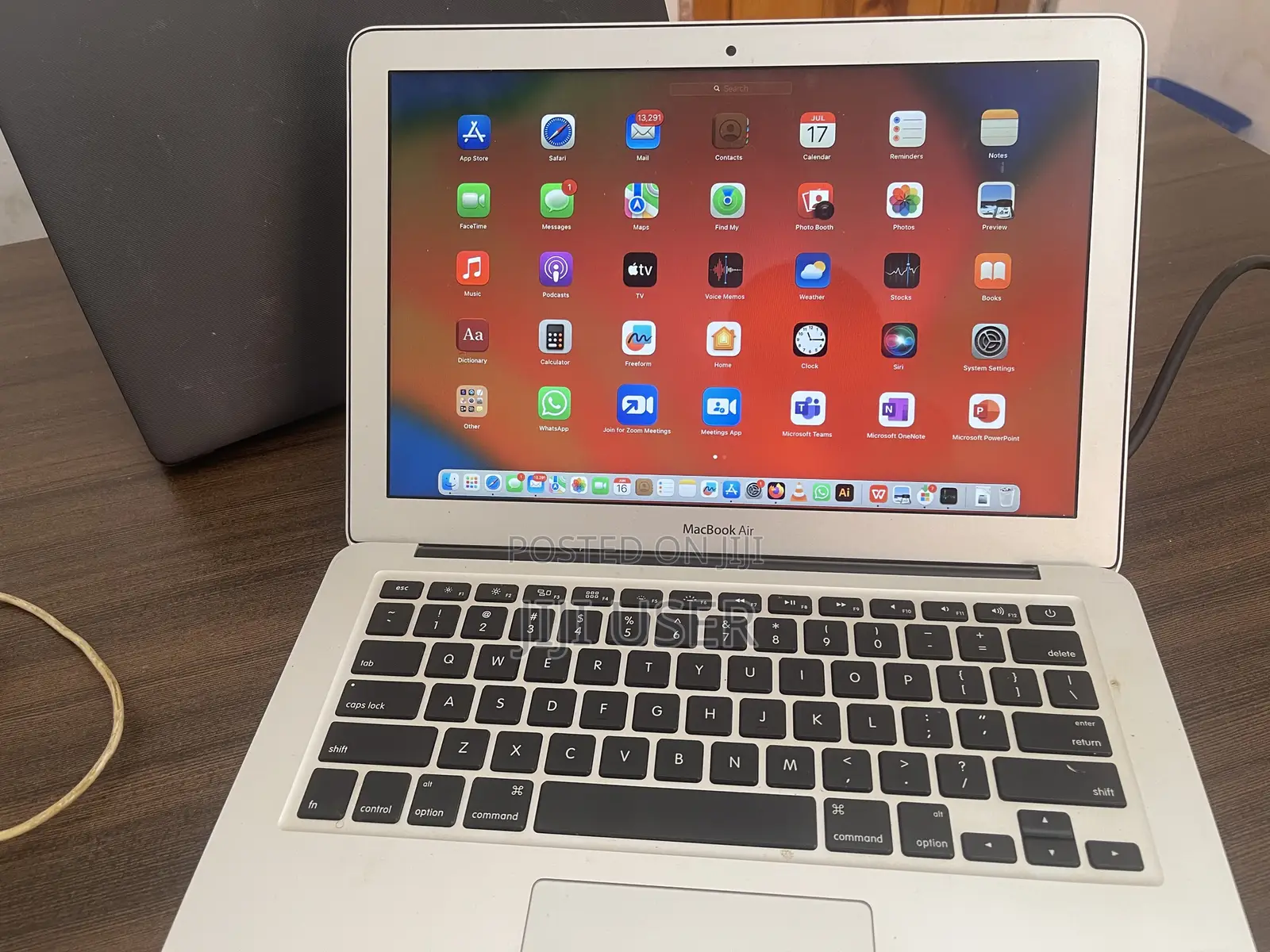 Laptop Apple MacBook Air 4GB Intel Core i5 HDD 128GB